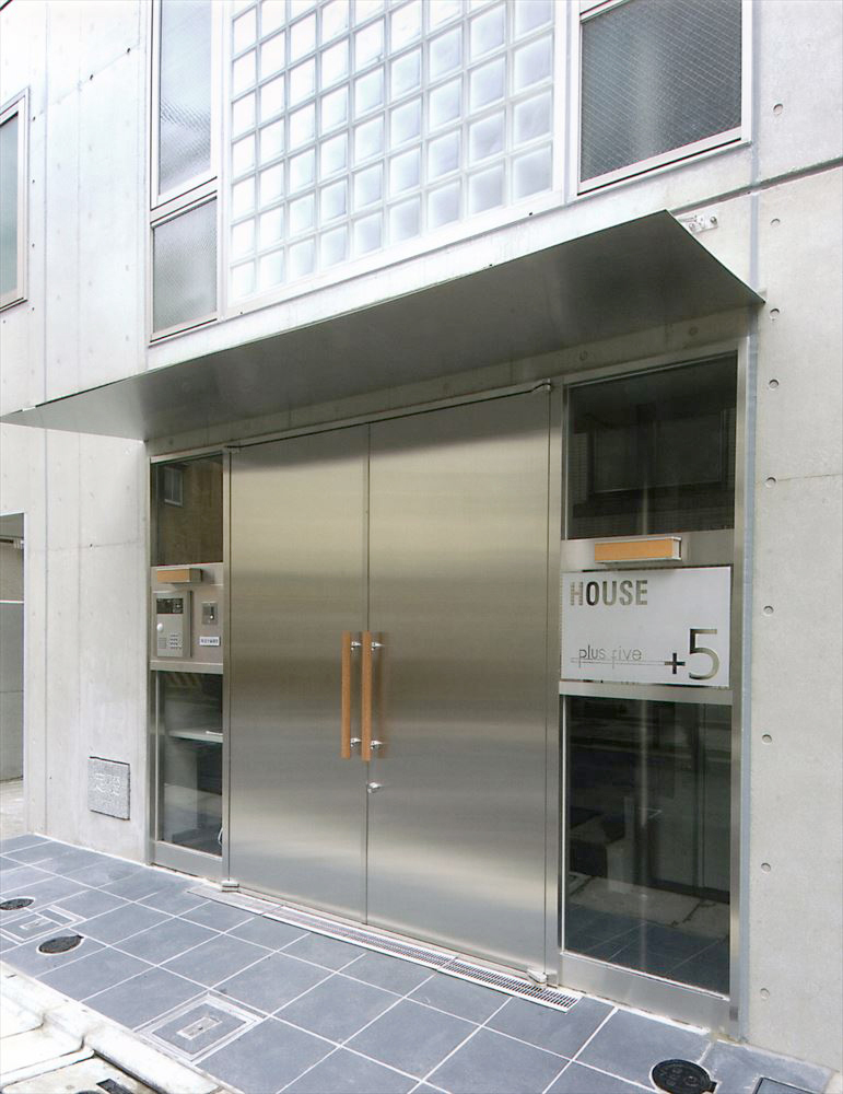 細部まで吟味されたデザイン玄関