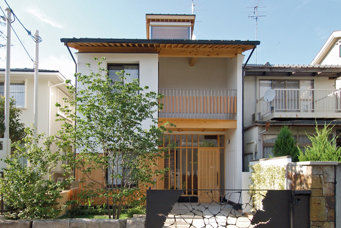 古材とゴロンボを用いた新築住宅