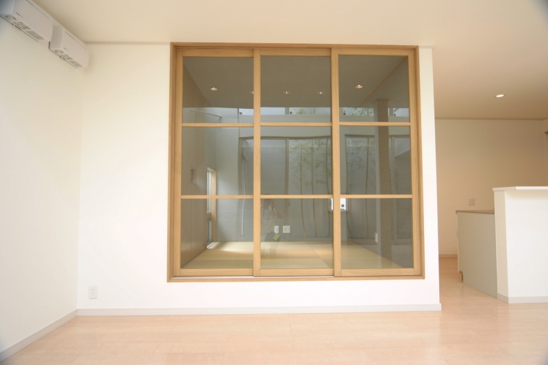 １階ＬＤＫの居間は、和室に連続しています。