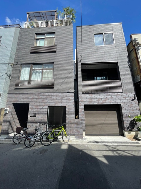 密集地の2世帯住宅　耐火木造