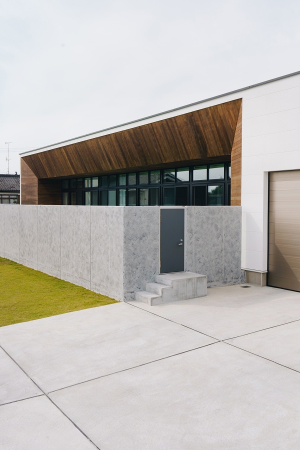 KANOYA HOUSE H