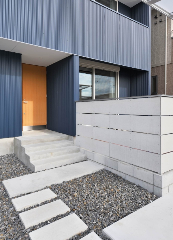 BLUE HOUSE