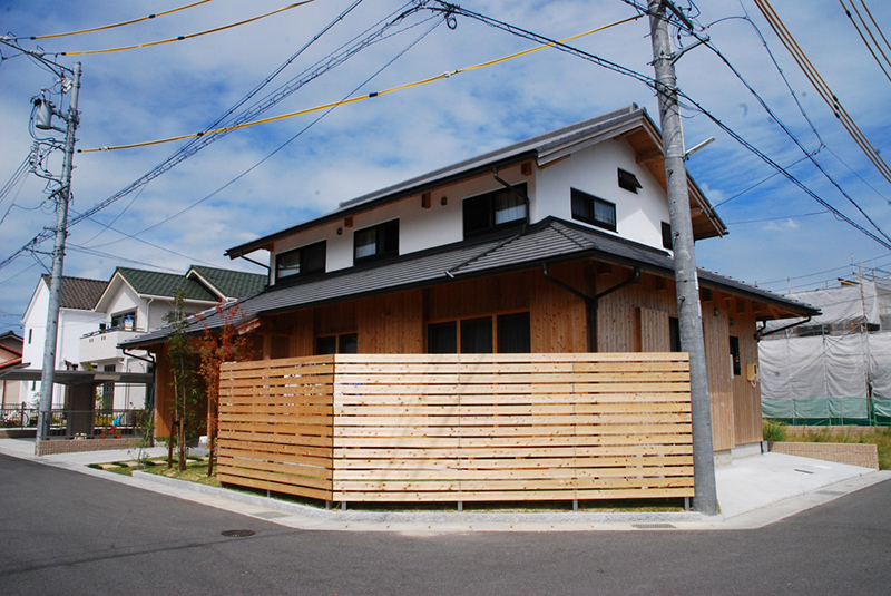 木組み・土壁・いぶし瓦