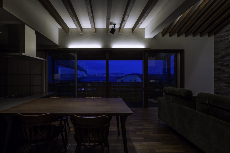 二つの景色が望める家
