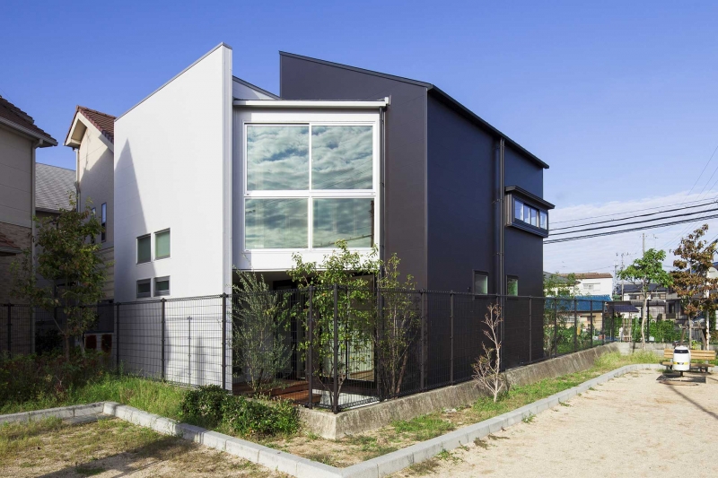 土塔町の家