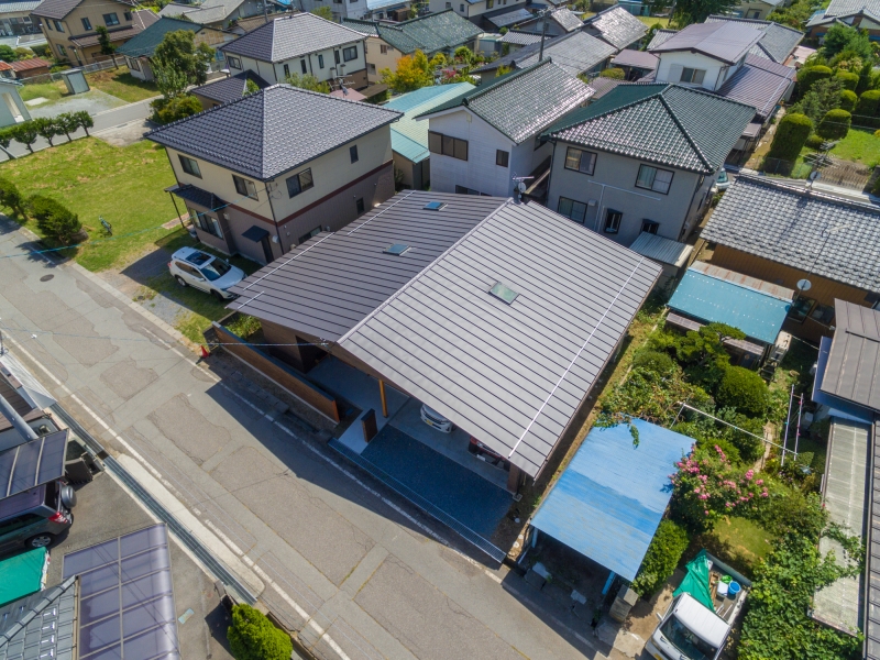 周辺建物との関係