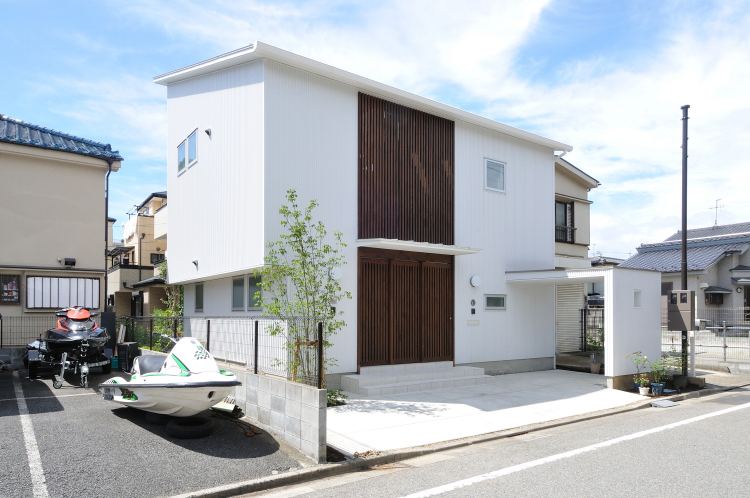 春江町の家