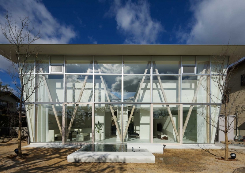 GREEN HOUSE