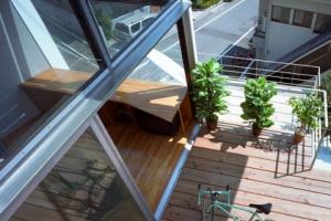 【テラスで体感する自然の匂いと人のつながり】に掲載されました