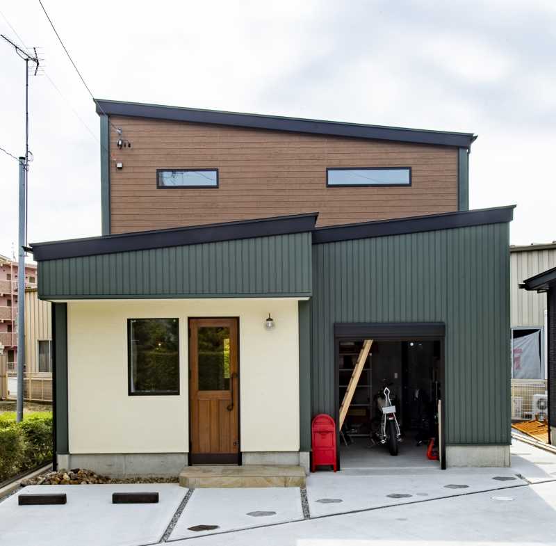 浜松市　バイクガレージのある家