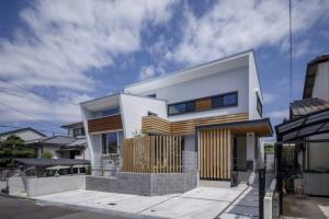 青葉台のイエ