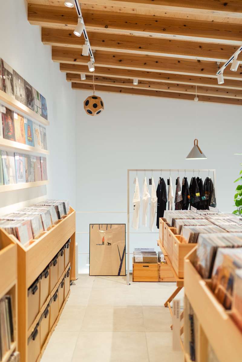 北欧雑貨とレコードの店
