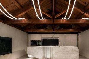 light wave【オーダーキッチンショールーム-CARRARA】