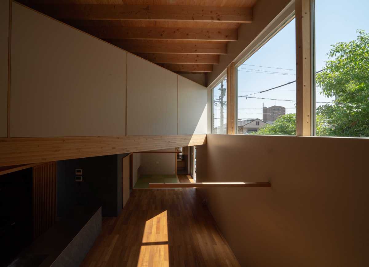 茶屋ヶ坂の住宅　吹き抜け