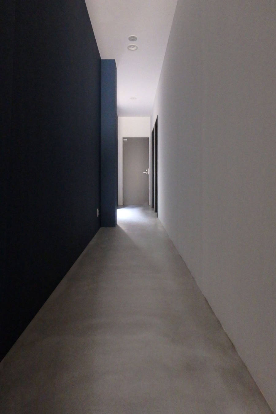 京終くるり｜1階廊下