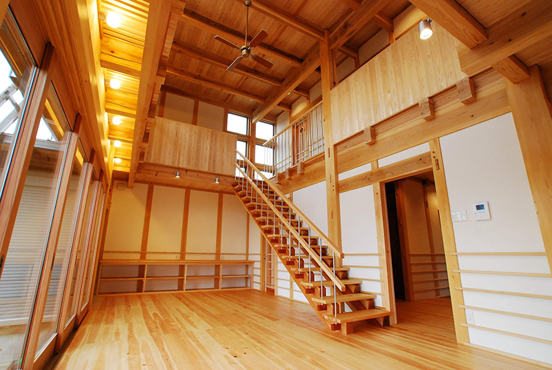 木組み・土壁の家