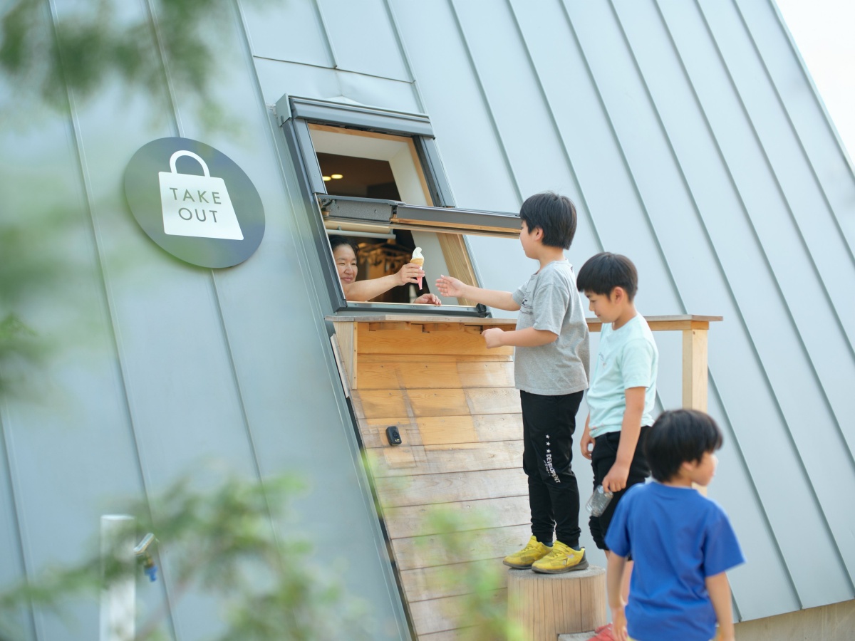 天窓からのテイクアウト