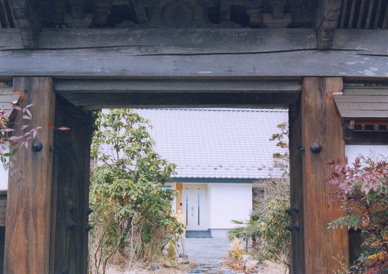 門