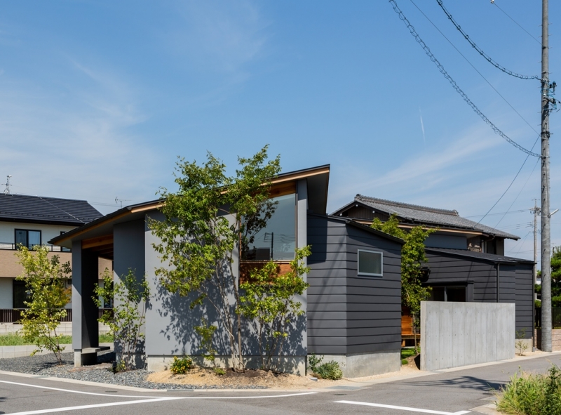 祖父江町の家／のびやかな空間と余白を楽しむ住まい