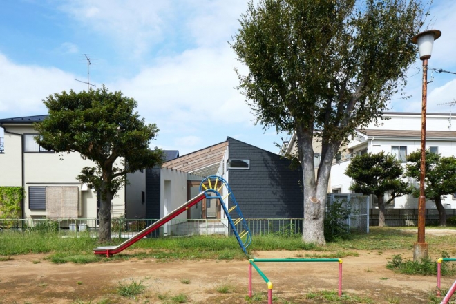 市川の家